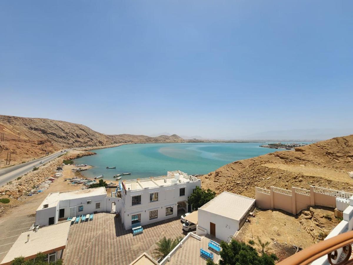 Al Ayjah Plaza Hotel 2*