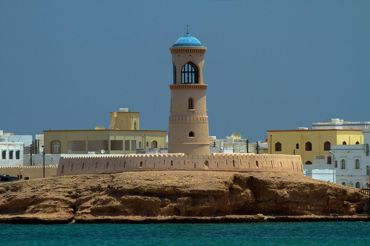 Al Ayjah Plaza